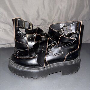 Steve Madden Rogue Black Ankle Bootie Women's 7.5 Platform Biker Buckle Up